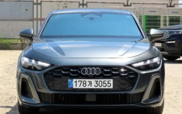 중고차점검 A5 (B10) 40 TFSI 콰트로 S-라인 매물 사진 12 - 2025/12 7,454km